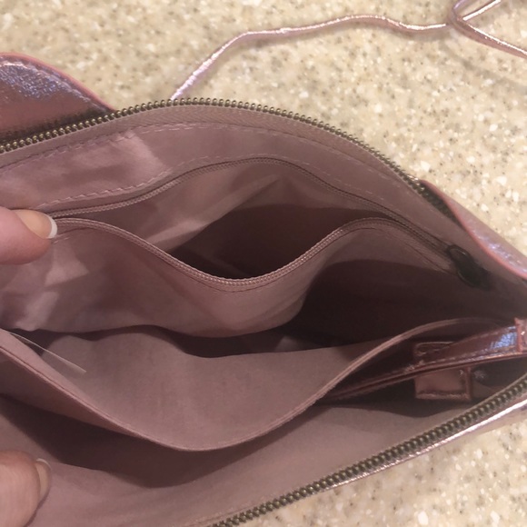 Cat metallic purse by T shirts & Jeans NWT - Picture 6 of 8